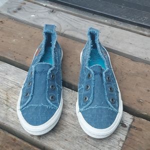 BLOWFISH Women's slip on shoe size 7.5